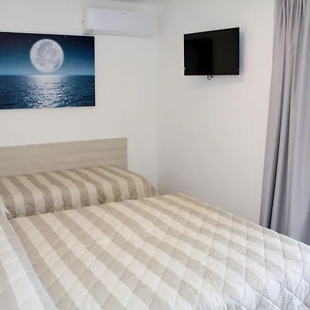 Apartment Nashira-6 By Interhome *